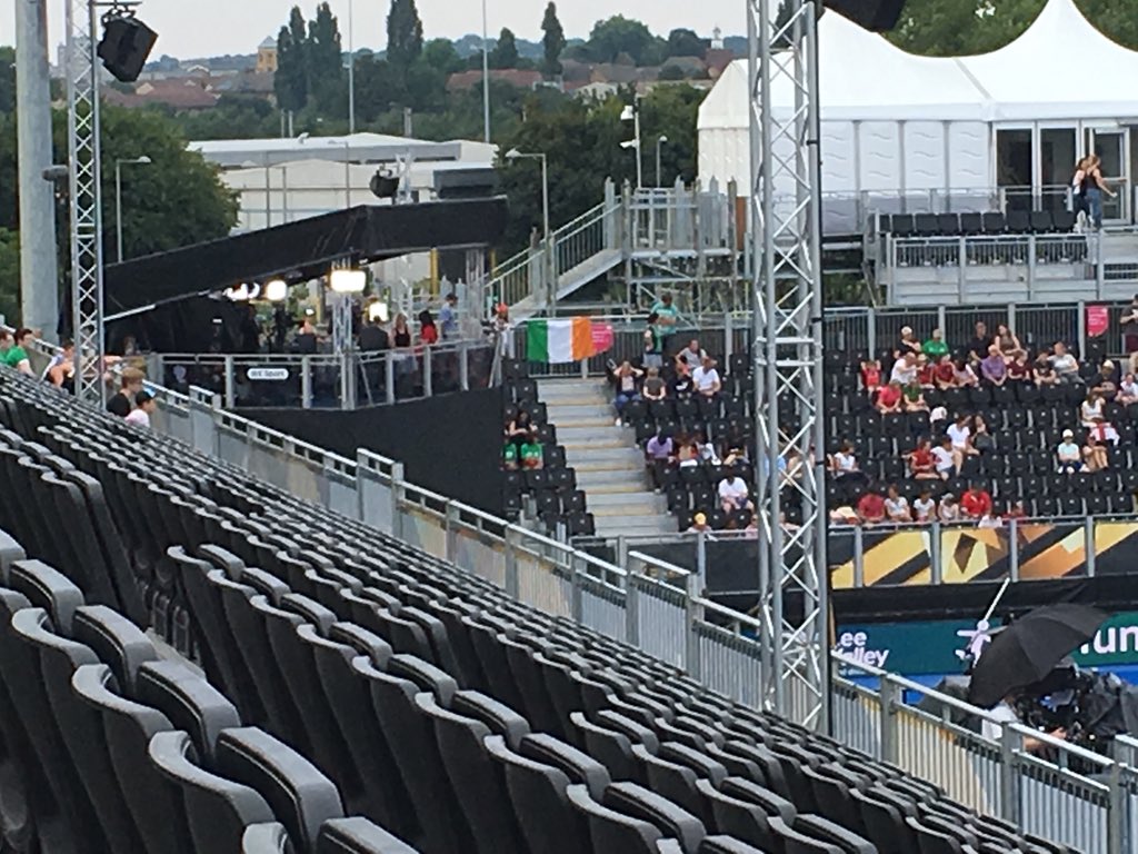 bevtopper's tweet photo. I see you @katewalsh11 @SamanthaQuek bring on a great tournament,suns gone in but muggy as hell for the players #HWC2018 #katethegreat https://t.co/F3HpXeIM9Q