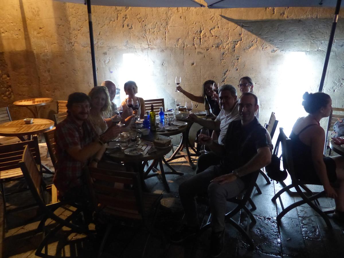 ADHalliwell's tweet photo. Good fun at the #TarragonaWineClub last night.
https://t.co/G0Ms3R0ZZo
@PerroVerde_ #Ruchel @PradoReyBodegas @LaFouCeller #CalBatllet @BernaviWine @DORueda @CRDOValdeorras @DORibera @DOTerraAlta @doqPriorat https://t.co/a0Lp64VyeN