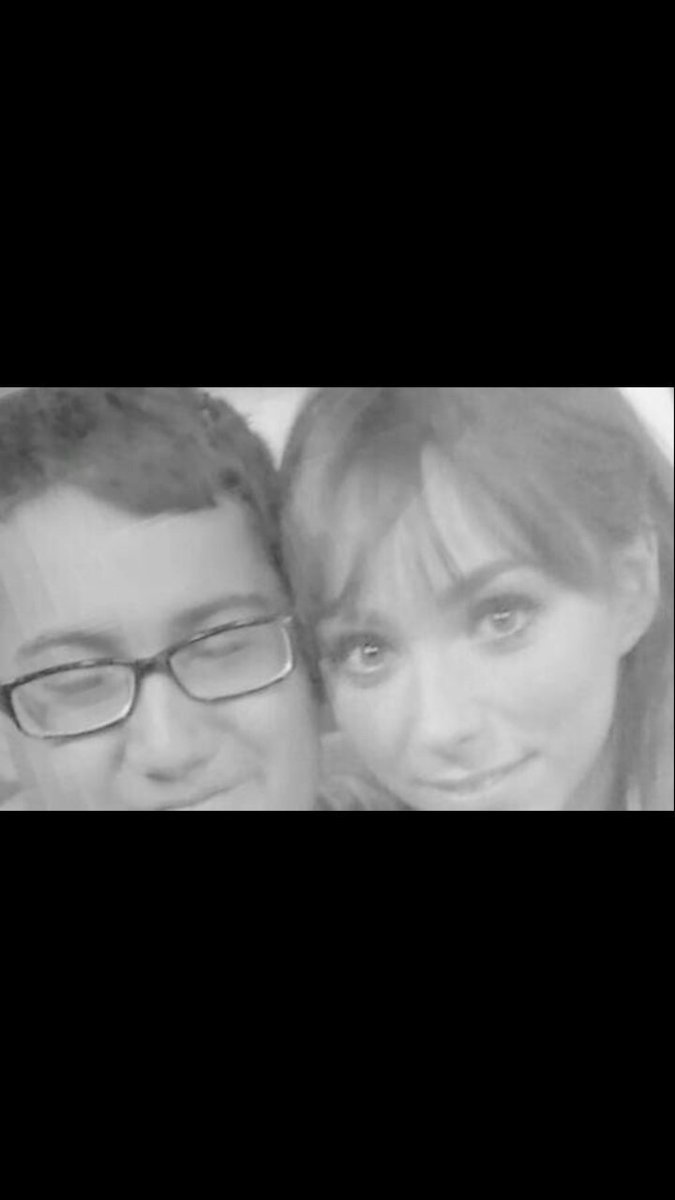 queanimesaleho's tweet photo. Ya 3 Años de esto😭❤❤❤ #Telehit @Natalia_Tellez https://t.co/dhEDrde1Z9