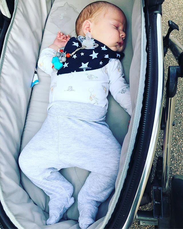 TrulyMummy's tweet photo. Dinner date with this one ❤️ https://t.co/JFgf3mZZh6 https://t.co/WqycClkQ6w