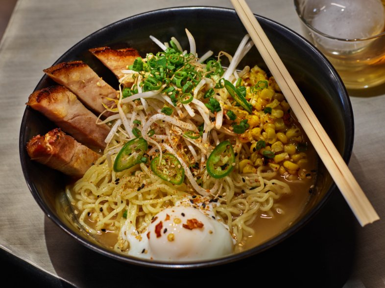 ToroSnowmass's tweet photo. Campo Ramen with Pork Belly, egg, serano pepper, corn and bean sprouts #nomnom

#torosnowmass #toro #snowmass #colorado #ramen #comfortfood #foodie #eats https://t.co/76wEQy7l61