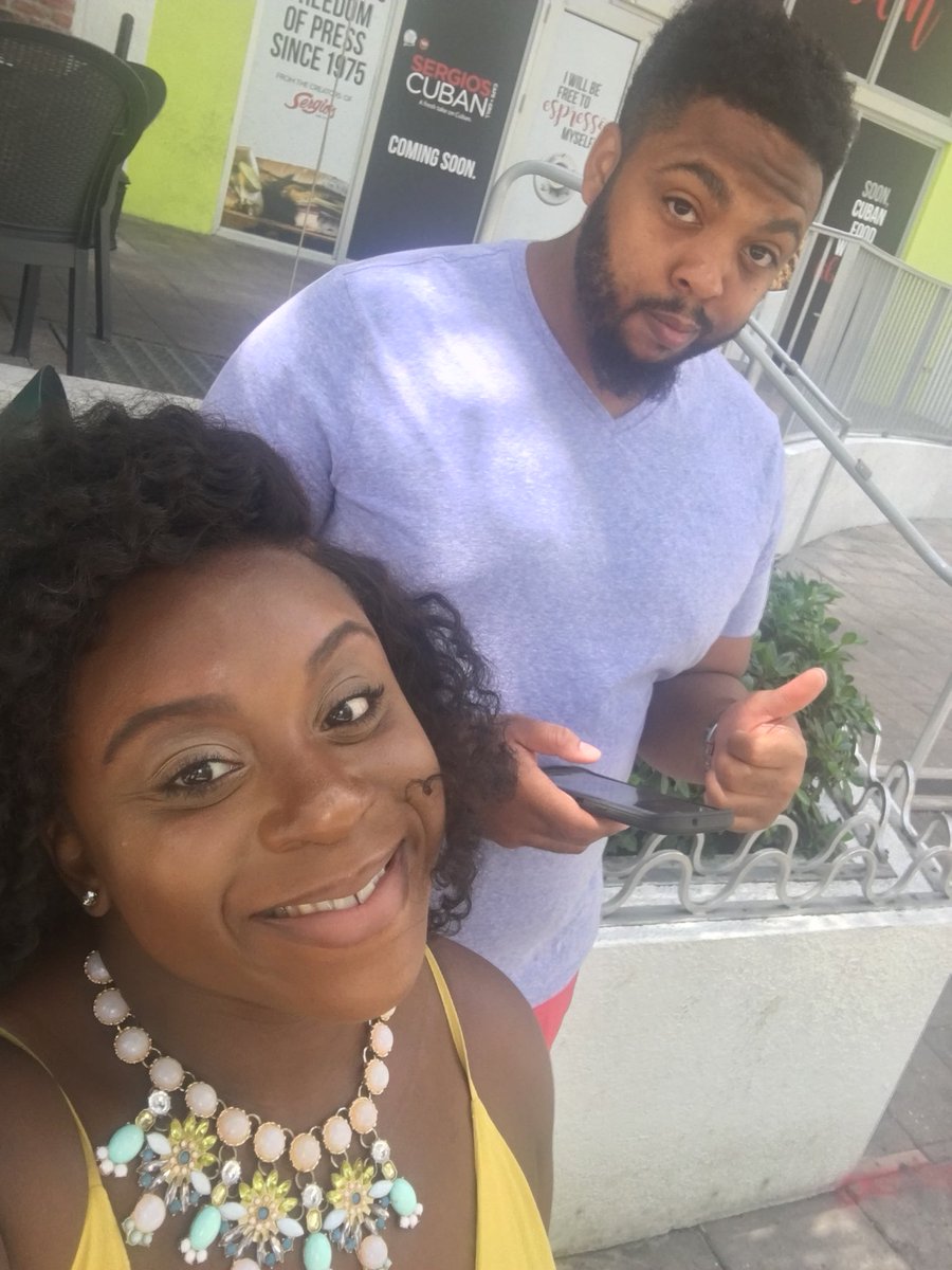 SpiceAficionado's tweet photo. Brunchโn with my lover ๐คช
Chicken and waffles with candied bacon... ๐ฅ๐ฅ๐ฅ
#BatchMiami @BatchMiami https://t.co/TK5ENyWFcZ