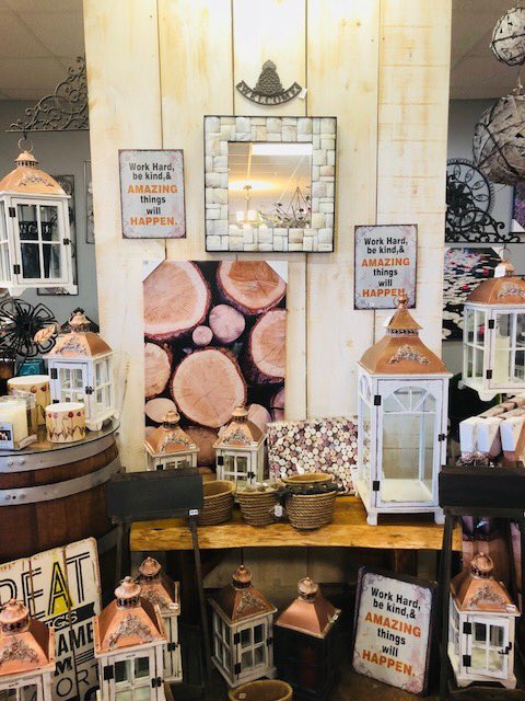 Planning a summer garden party? Here are some ideas for decorating and accessories #gardendecor #niagara #notl #niagaraonthelake