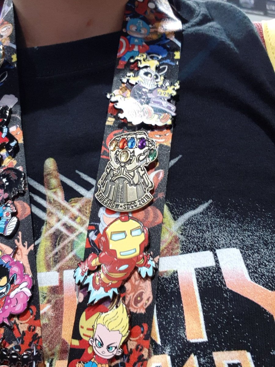 Loccent's tweet photo. Fucking sweet ass bomb af pin from #SideshowSdcc #sdcc2018 https://t.co/vHtzEIsYiH
