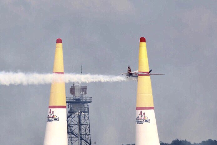 DanJames26's tweet photo. @Redbullairrace Caught the moment slicing through the cones! @FIAFarnborough #fia2018 https://t.co/cREf2S5W3i