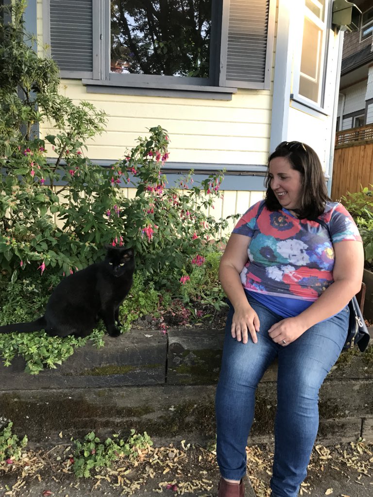 MoonTahoe's tweet image. We had a blast at #oscon2018. The party overflowed to the Rouge brewery where we had the best conversation with @DavidBaylor, @rockchalkdev, and @kincade71. Followed by another night of beer and deep conversations with @kyleshevlin and Anna. And we got to hang out with this cat.