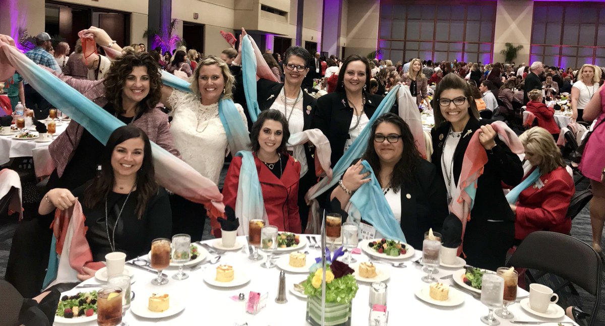 lprescott1's tweet photo. Loving the new Half Million $$ Luncheon. Thanks Mary Kay #myMKlife #Argentinabound https://t.co/x1NZwBV8Xr