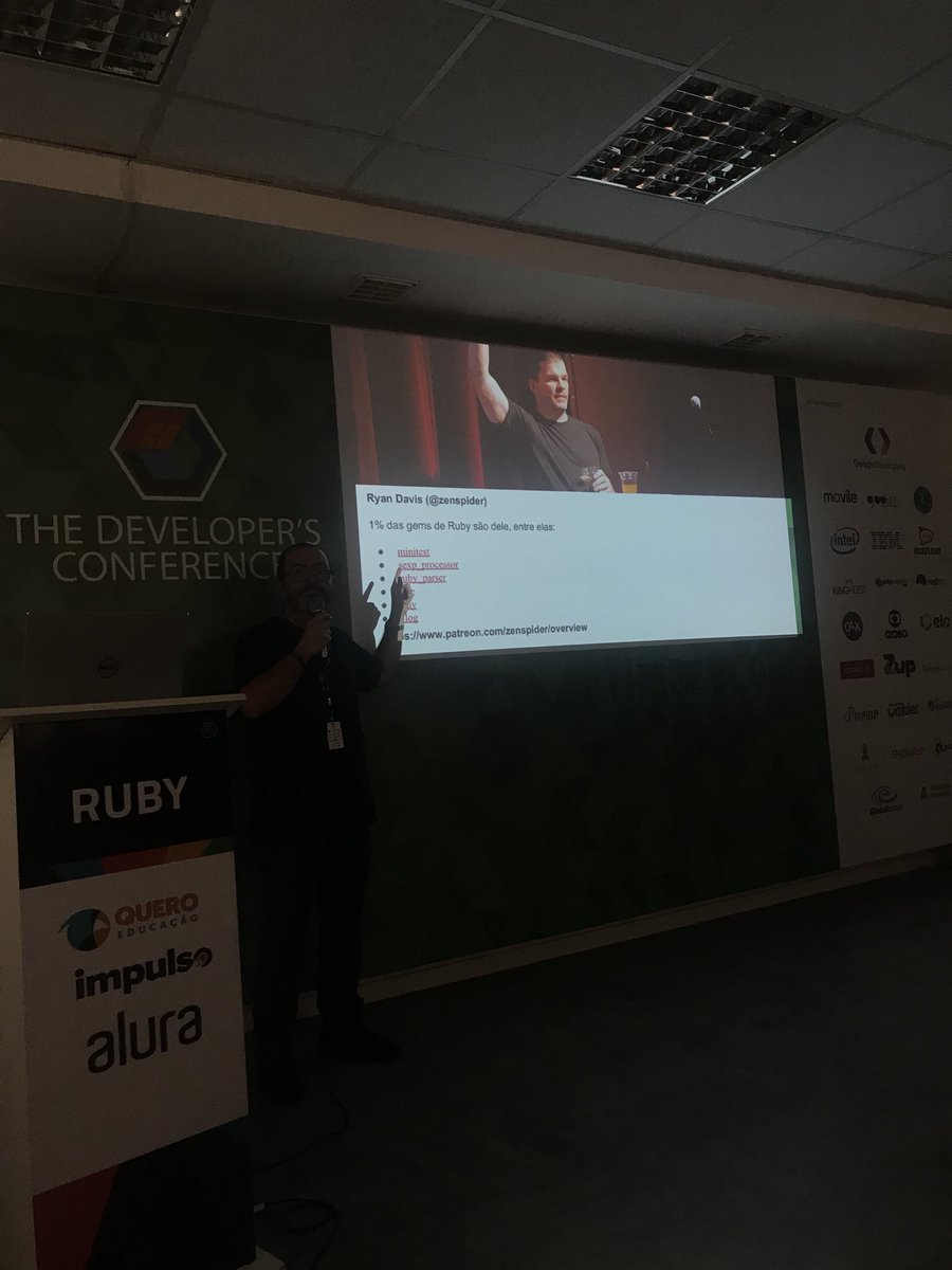 patyziita_'s tweet image. @taq quoted @zenspider here at #tdcruby2018 #TheDevConf
