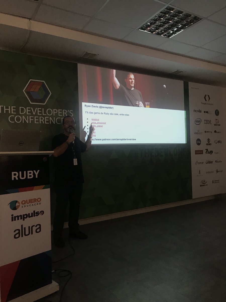 patyziita_'s tweet image. @taq quoted @zenspider here at #tdcruby2018 #TheDevConf