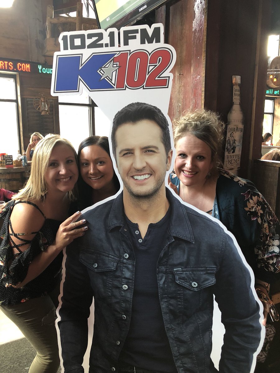 ajhank03's tweet photo. Sam Hunt Meet and Greets would mean the world to us!! Please!!!!!!!! k102 is my country! @K102 #K102Luke Hailey is my fav K102 employee!!!!!! She’s the best. https://t.co/qtrXu5jMWK