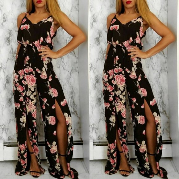 VXNDesigns's tweet photo. So good I had to share! Check out all the items I'm loving on @Poshmarkapp from @emisuesboutique #poshmark #fashion #style #shopmycloset #shadeshore: https://t.co/OHkGmfFpFS https://t.co/a4Iu5Rmj9L