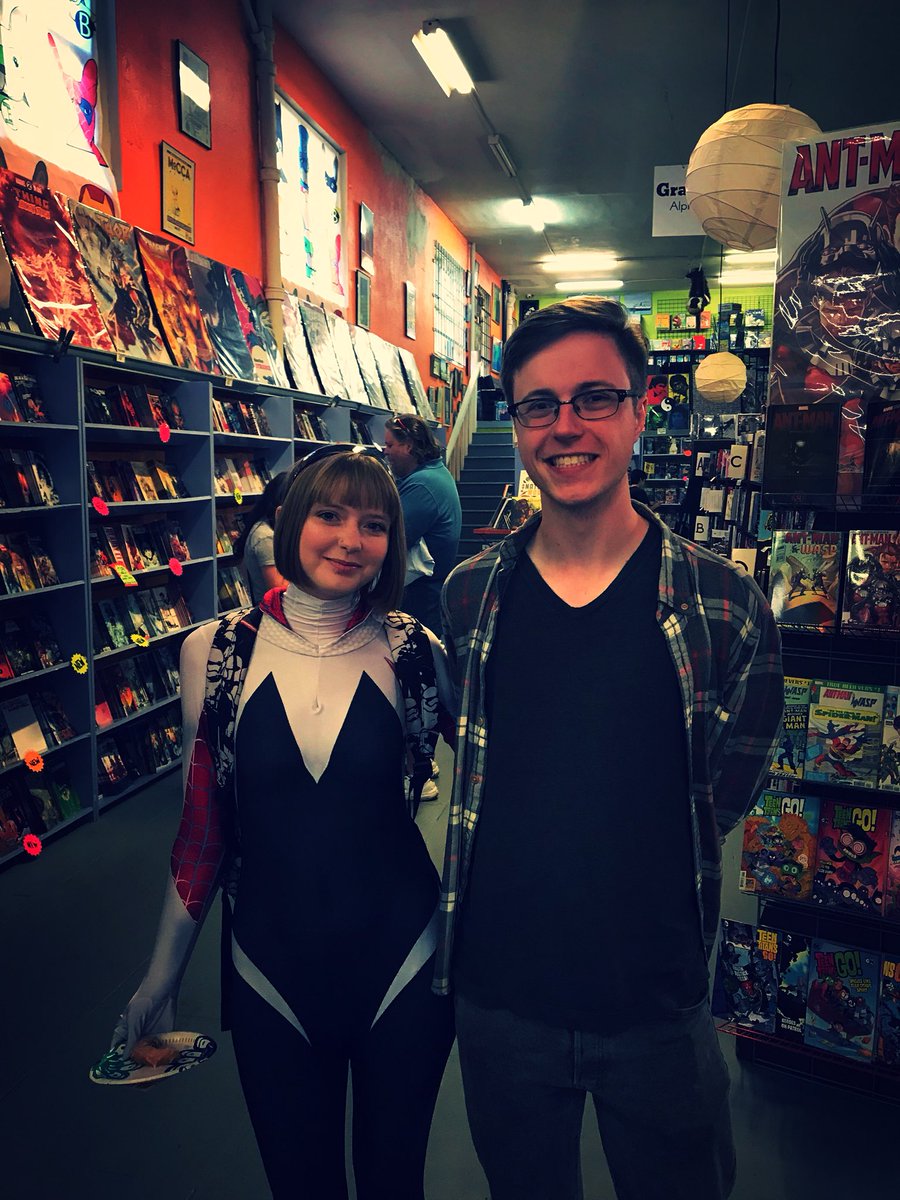 cosmicmonkey's tweet photo. PDX Hunt starts in 5 minutes! #pdxhunt https://t.co/tQ0r2439Ct