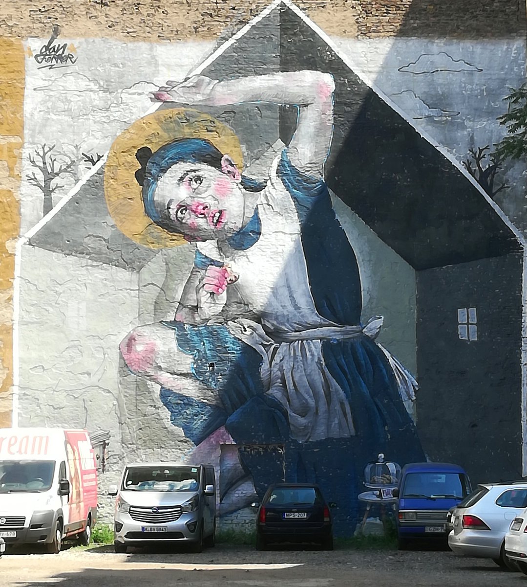 VagaBobTravel's tweet photo. Timely shadow...for added effect
🎨 #streetart of #budapest #hungary #streetmural #shadowplay #wonderment #wonderland #surprise #interpretiveart #expressiveart #removingconstraints #escaperoutine #urbanwanderings #travelphotography #wanderlusting #theexperiencecontinues https://t.co/LBGr6w3hdL