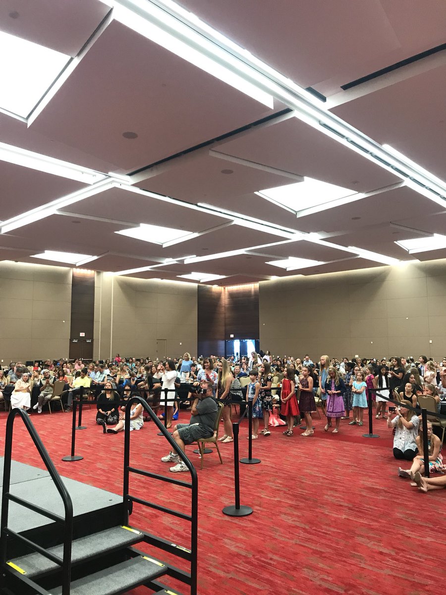TXUSAG's tweet photo. The Texas State Banquet is on!! #txusag #gymnastics https://t.co/GeDTRAGr2H