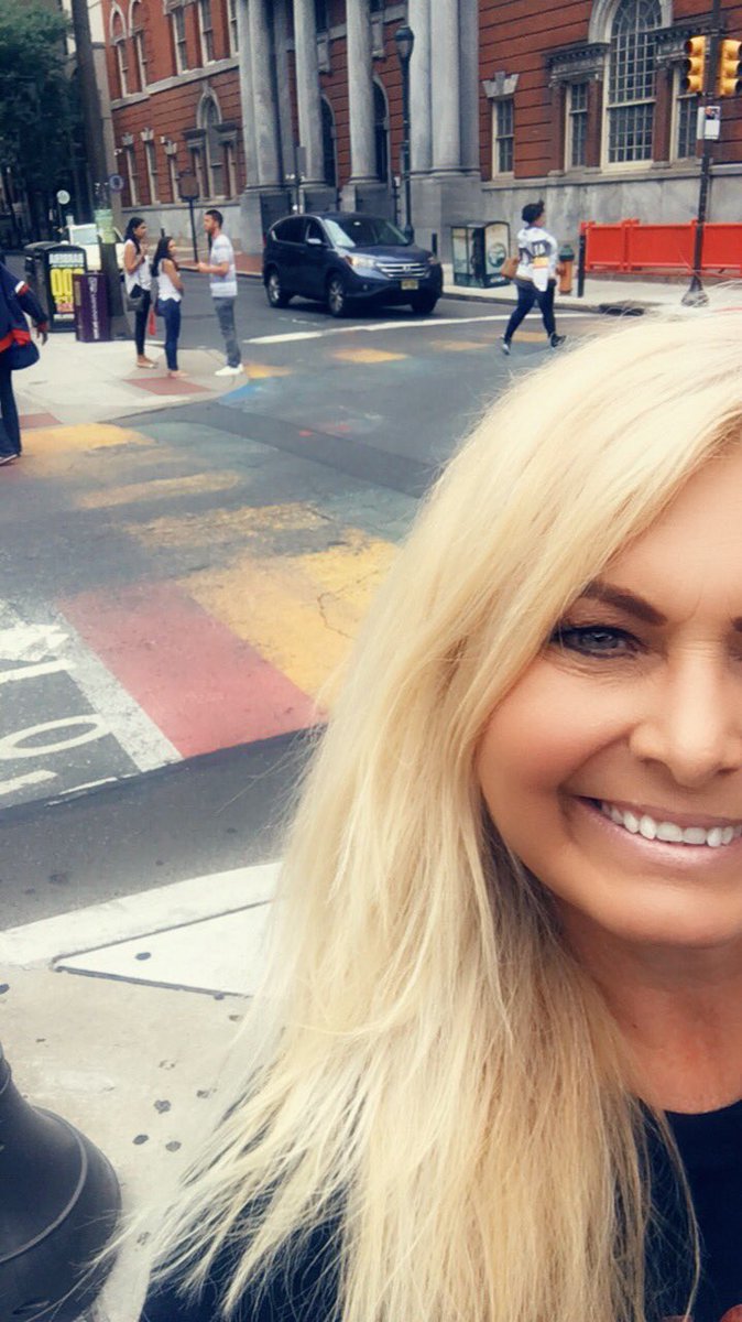 MillersAP's tweet photo. Exploring Philadelphia! Found the Gayborhood🌈🌈🤗🤗 #FunInPhilly https://t.co/BTEUir2HSG