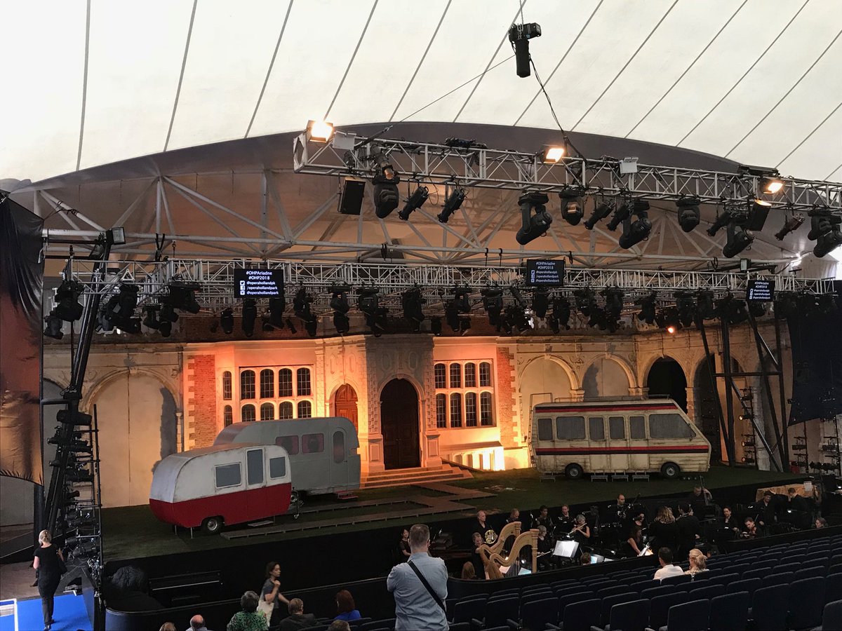 Getting ready for #AriadneAufNaxos at ⁦@operahollandpk⁩ The stage is set with caravans!