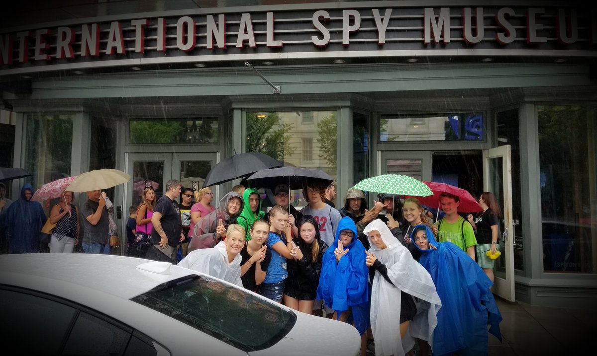 SkibstedNick's tweet photo. Team poncho ready for their assignment... good luck! #operationspy #WeareBV @IntlSpyMuseum #traveldc @bradyjayolson https://t.co/YaPxyYf01u
