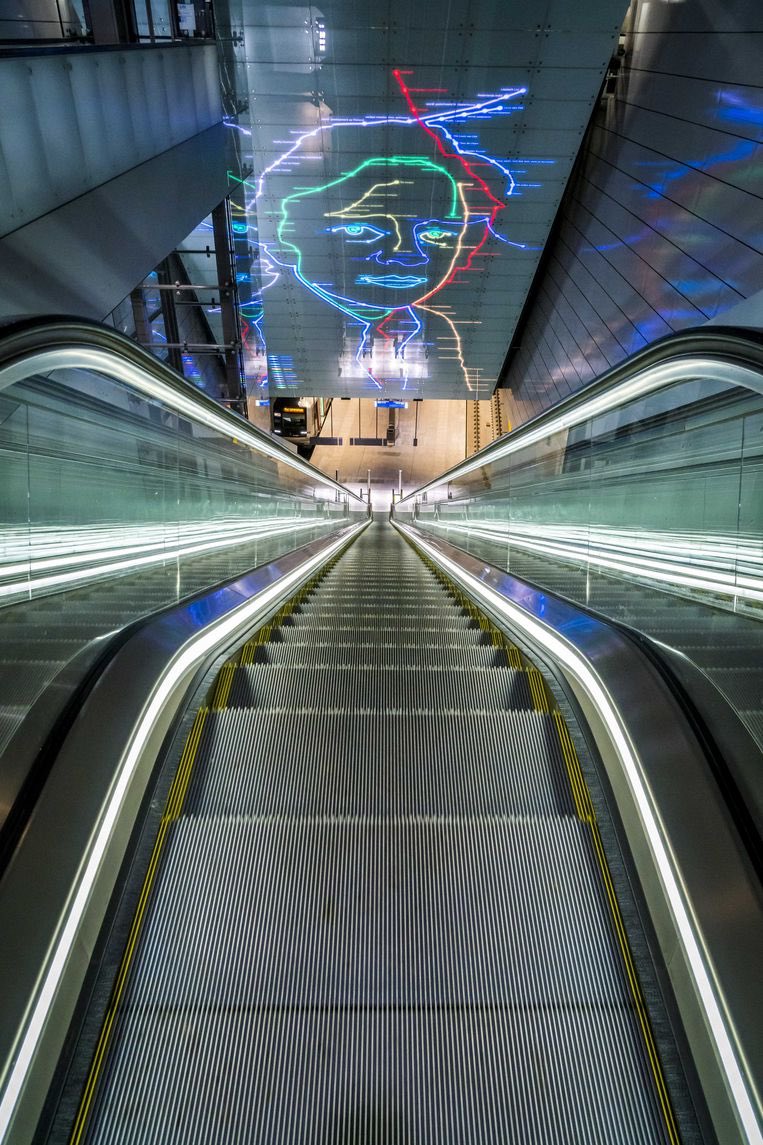KarinElverding's tweet photo. Veel tegenslagen en ellende maar wat een fascinerend traject en een fantastisch eindresultaat @NoordZuidlijn #Ramsesshaffy #Vijzelgracht https://t.co/mCpsFMLrVO
