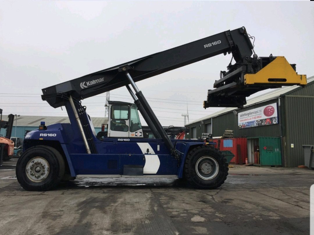 Ocevaq's tweet photo. Tenemos equipo portuario usado de importación en excelentes condiciones, contáctenos estamos a sus ordenes. Email contacto@ocevaq.com.mx https://t.co/jFf2xde9DU