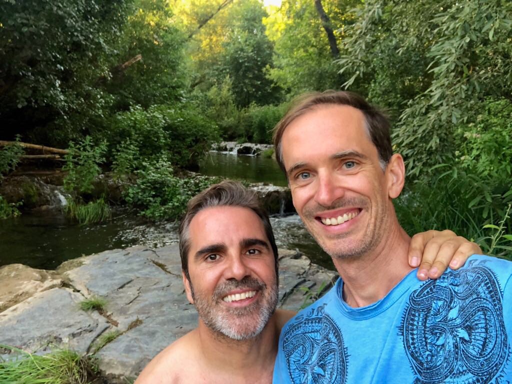 LaPencca's tweet photo. #MiguelMarin ( @flamencofest ) e #IvanBavcevic : #EscuelaDeLaConsciencia . Ha sido un honor tener a estos guias de excepción en #penccaindabox2018 No podemos expresar con palabras el altísimo nivel de trabajo y todo lo que nos llevamos en la mochila de la experiencia. Gracias!!! https://t.co/ycVBLCZUMc