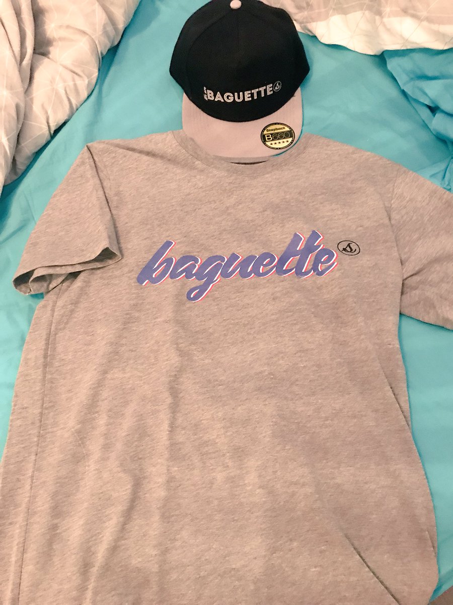 JuNkY_GaminG_'s tweet photo. Prêt pour le #6Major 🇫🇷🏆
Super la nouvelle collection de @ScokR6S et les logos de @ChatDeux 👍
Et qualité au top!
#WeAreBaguette https://t.co/FdymH4EkkY