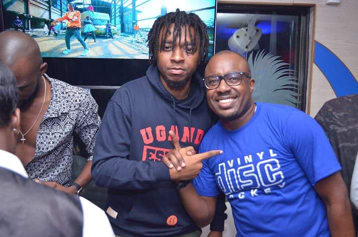 TeamSelectorJay's tweet photo. About last night at #magnomsnapoff 
It was massive 
Our 👑 DJ @JSelectorJay much much respect 👌✌
We know @MagnomBeats will preach #TheJayGospel in Ghana that Uganda is blessed with a talented DJ called SelectorJay 😍 https://t.co/l9kfcQQaF1