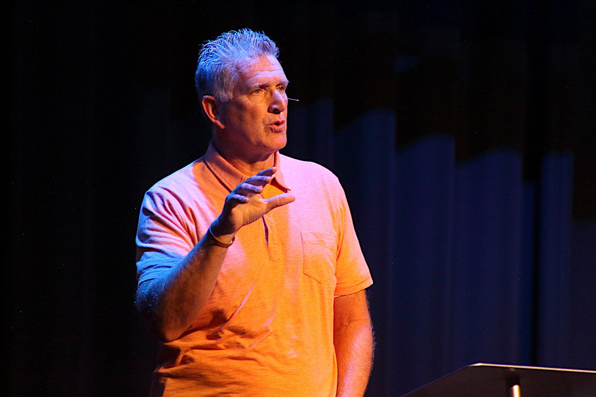 SonRiseC's tweet photo. Sunday is almost here! #WorshipWithUs at #SonRiseChurchCincinnati! Lets gather together to take #NextStepsWithJesus! Also, please join us for Pastor Jeff's final message. We can't wait to hear what God has laid on his heart. Whatever you do, don't miss service tomorrow! https://t.co/Tcp5jHJhdP