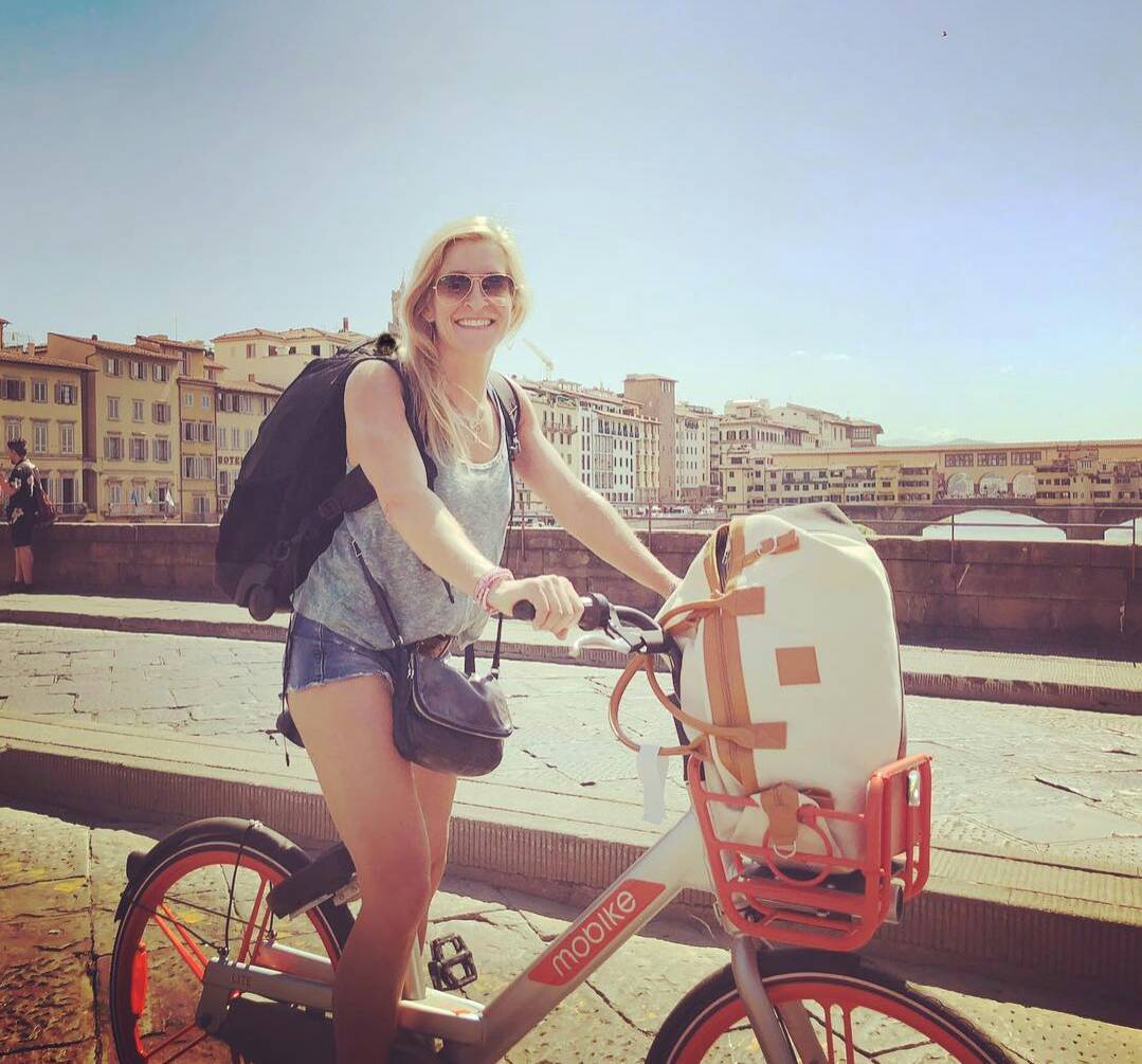 RideMovi's tweet photo. Qual è la tua prossima #avventura con #Mobike? Racconta e tagga @MobikeIT come ha fatto Shawn! 🚲🌎💝
#MobikeLife #MobikeFirenze https://t.co/18pFfkICb6
