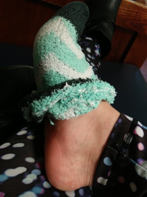 #Workfeet #FootFetish #Socks https://t.co/n0c1wgTPED<a href="/tag/workfeet"class="tags">#Workfeet</a><a href="/tag/footfetish"class="tags">#FootFetish</a><a href="/tag/socks"class="tags">#Socks</a>