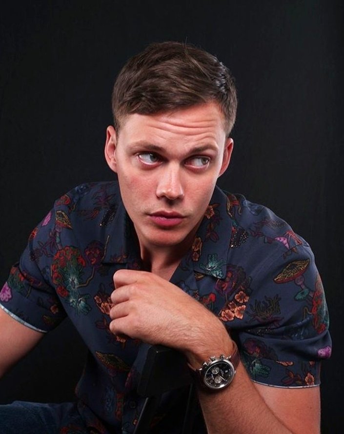 Excuse me but who told him to look this good ??