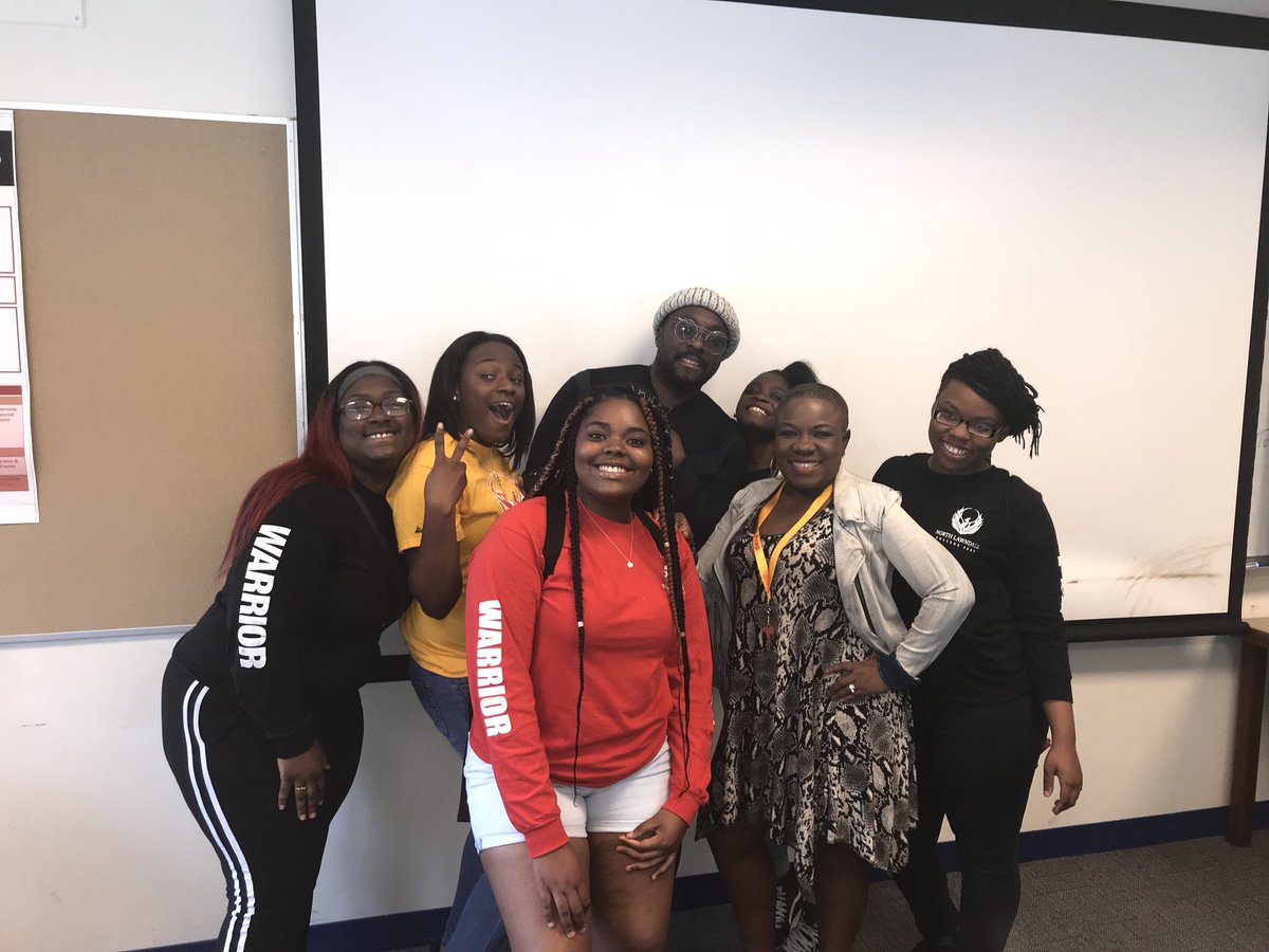 PeaceWarriorsO2's tweet image. Welcome To Our Page! Here you will get insight on who the Peace Warriors are and what it is we do! As you can see, we are a group of young adults who love what they do❤️