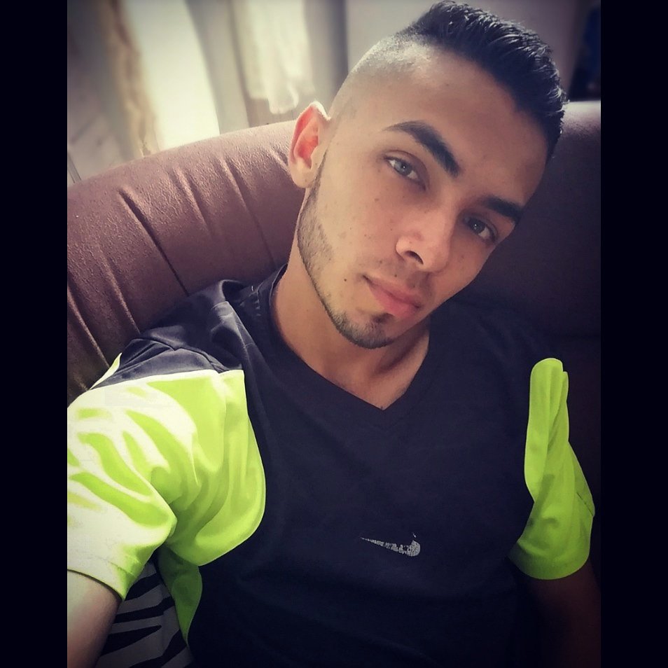 Alejo_Cardonaa's tweet photo. 🌚 https://t.co/3G5sBjW6yU