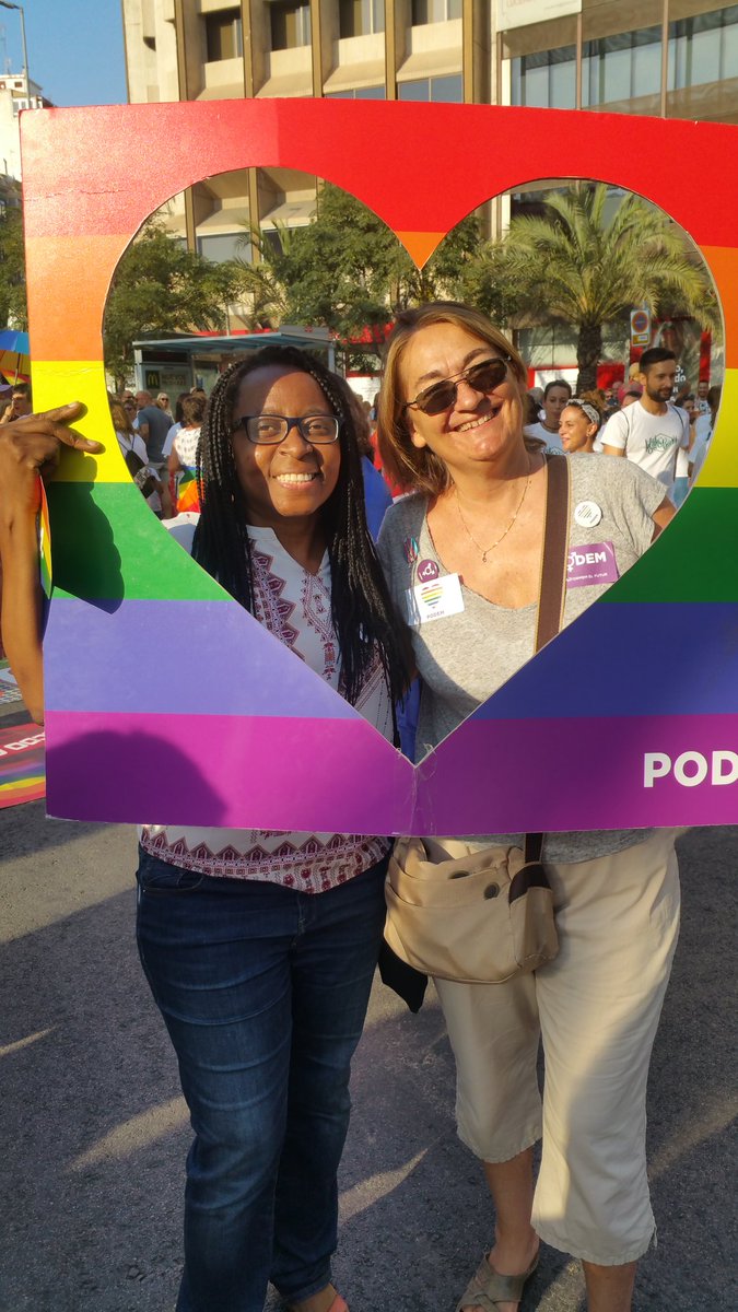 carolruizwhite's tweet image. 💜 Hoy se han llenado las calles de mucho #OrgullAlacant.