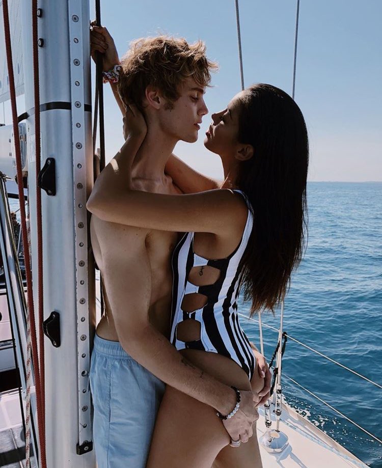 Girl you so 🔥🌹