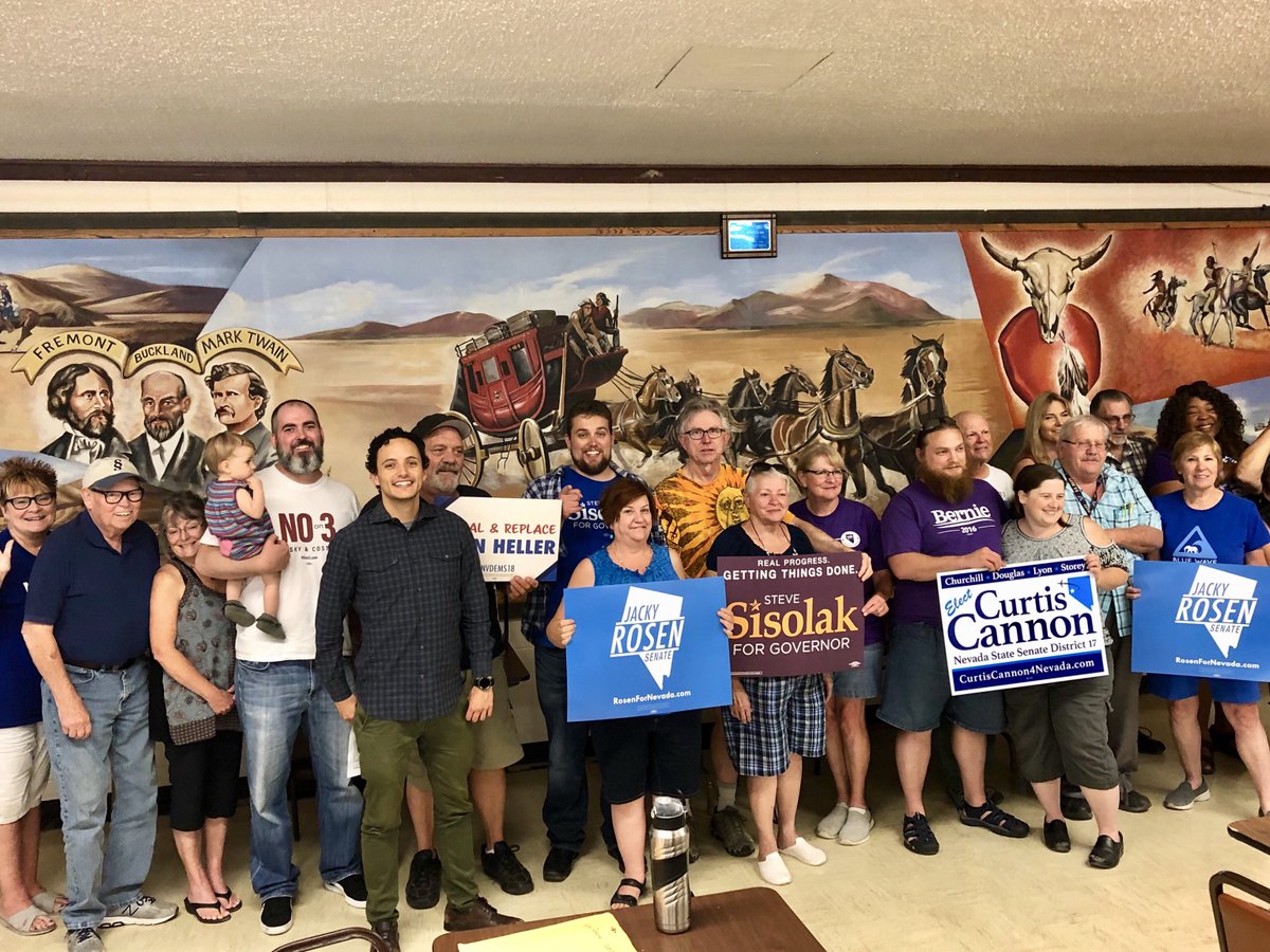 SteveSisolak's tweet image. #TeamSisolak joined the Lyon County Democratic Central Committee today. Excited to see support across the state! #nvgov