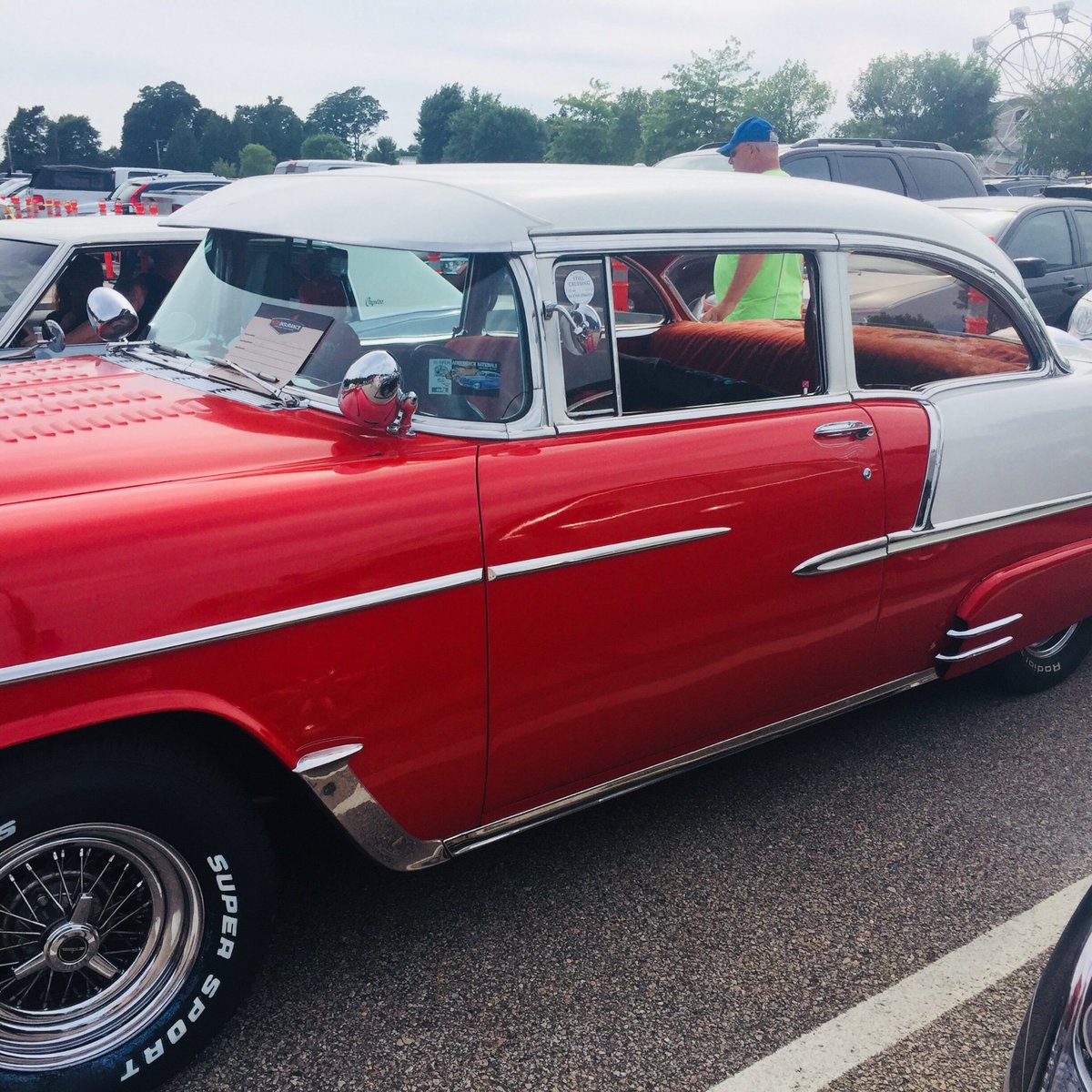 #carshow going strong until 6PM #scballoonfest #summah