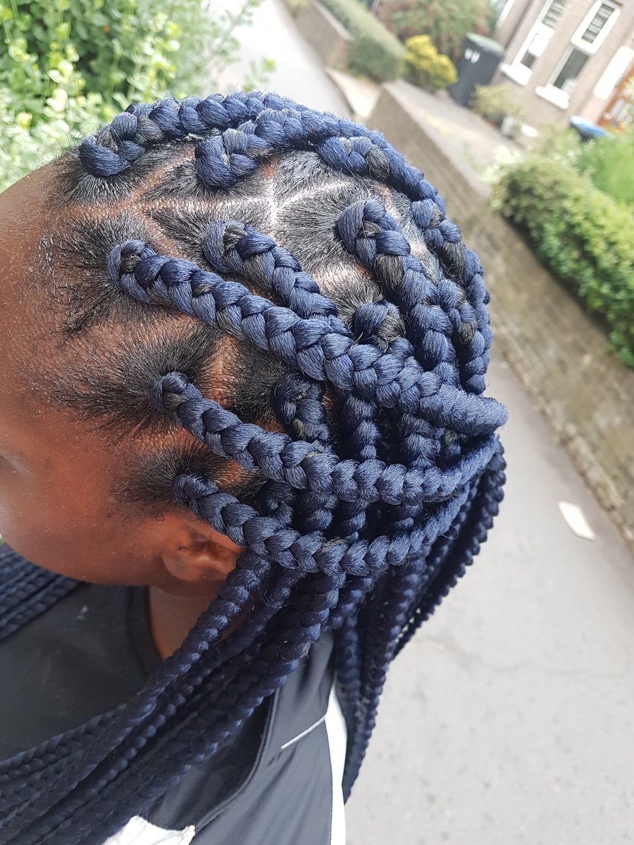 getitdonehair's tweet photo. Deep Blue Braids
#braidsalert #braidstyles #braids #naturalhair #braider #natural #hair #london #expressionhair #hairstyles #braidsgang #trianglebraids #boxbraids #singlebraids #london #expressionbraids #braidsarelit https://t.co/ZhqpMgvQ4v