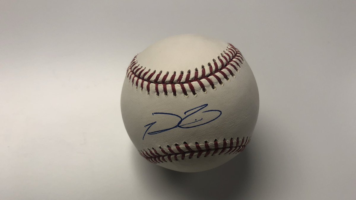 Brewers's tweet image. RT to win a ball signed by @RealPFielder28!

He will be inducted into the Wall of Honor on Tuesday. Don’t miss it: brewers.mlblogs.com/scheduling-upd…

RULES: mlb.com/brewers/social…