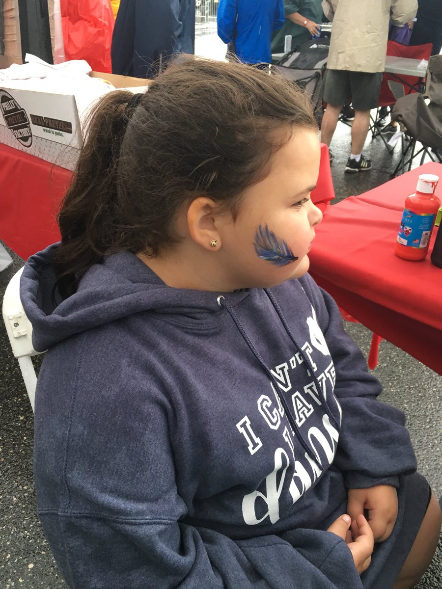 OSoInviting's tweet image. Hey @Phillies we are here(parking lot E )...where are you!