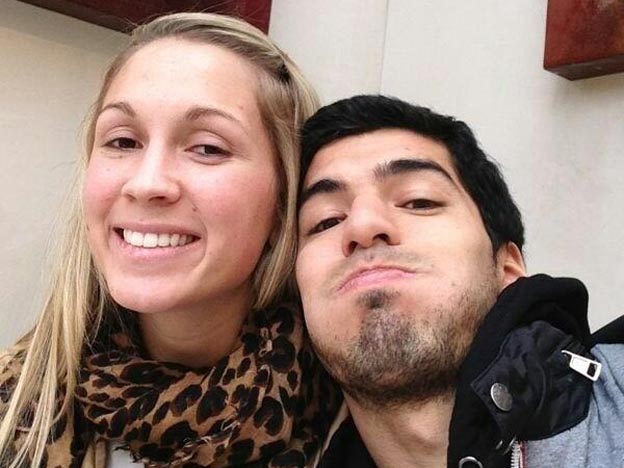 LonelyTeen1992's tweet photo. @LuisSuarez9 y Sofía Balbi son una pareja re goal. https://t.co/Dia6jw9WuN