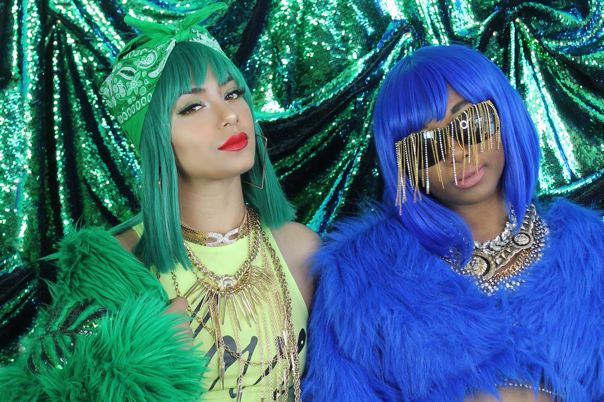 GorillaZoey_'s tweet image. Maybe I should start doing creative shoots for people, hit me up if you interested lol #imlowkeynice #funphotography😏😏😏