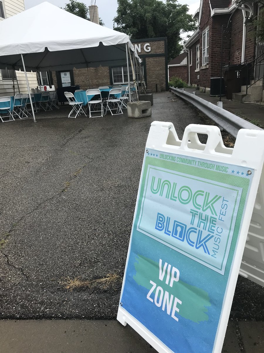 UnlockBlockNKY's tweet photo. Want to rock as a VIP? For $25 you can hangout with the bands, get a taste of Latonia’s favorite foods and 3 free drinks! Go see the beer ticket tent for more details! https://t.co/TKJRfWBynZ