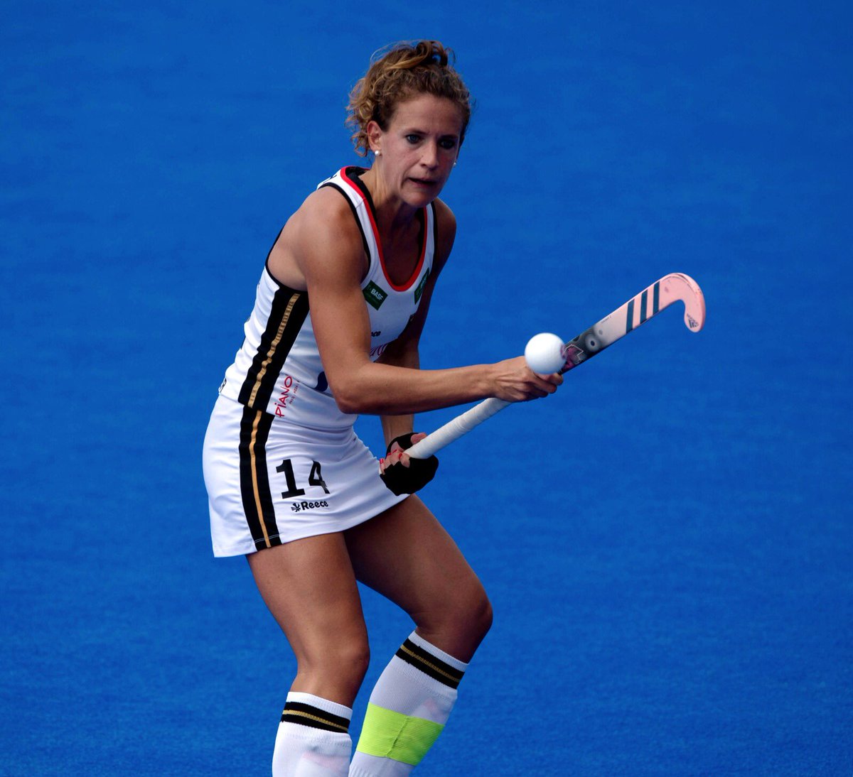 Janne_MW's tweet photo. First game of the World Cup and first win (3:1 vs SA) for us @diedanas! 😍🎉 #newstick @adidasfieldhockey #HWC2018 #3restdays https://t.co/1Zd0gaFLwf