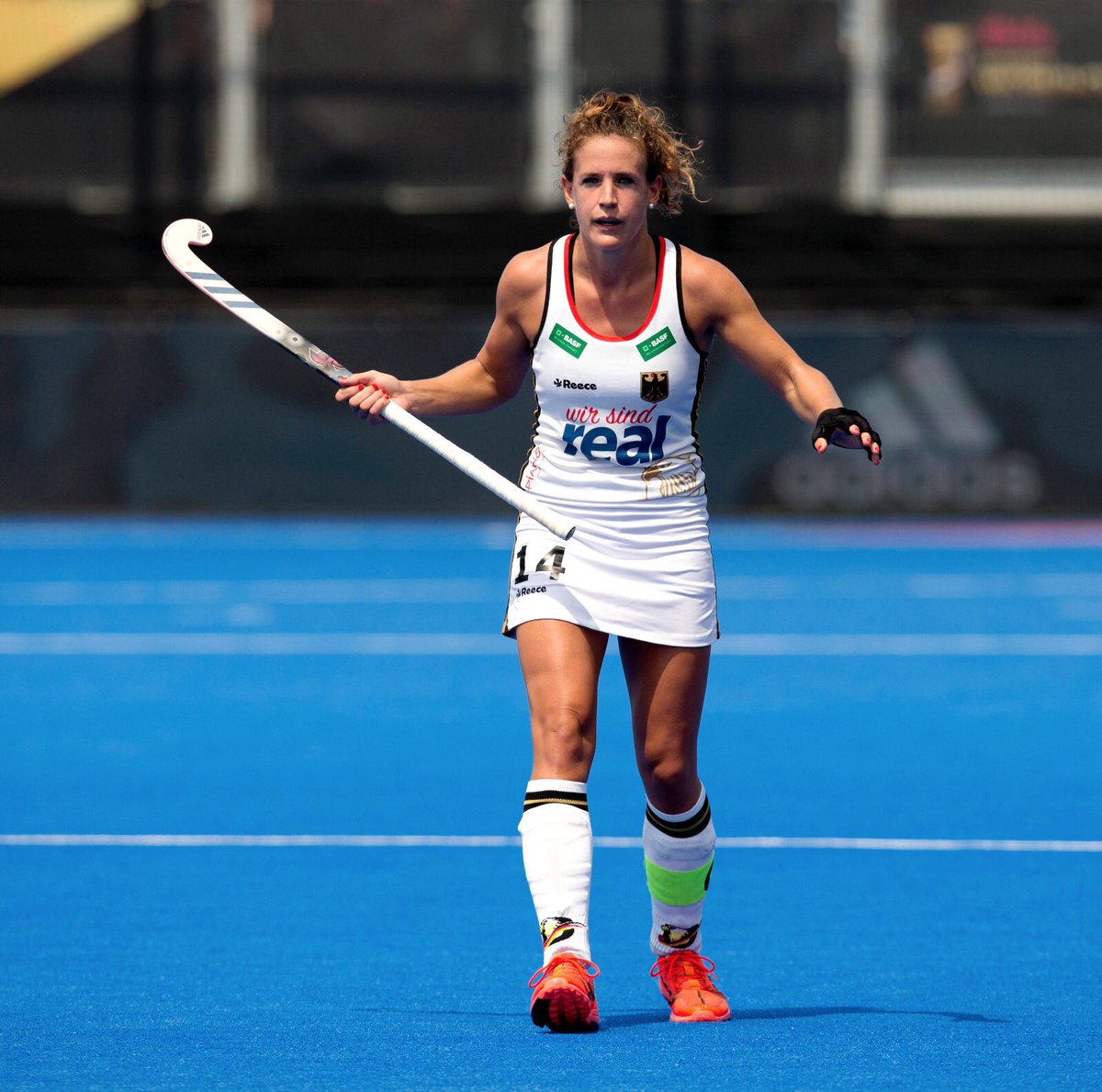 Janne_MW's tweet photo. First game of the World Cup and first win (3:1 vs SA) for us @diedanas! 😍🎉 #newstick @adidasfieldhockey #HWC2018 #3restdays https://t.co/1Zd0gaFLwf