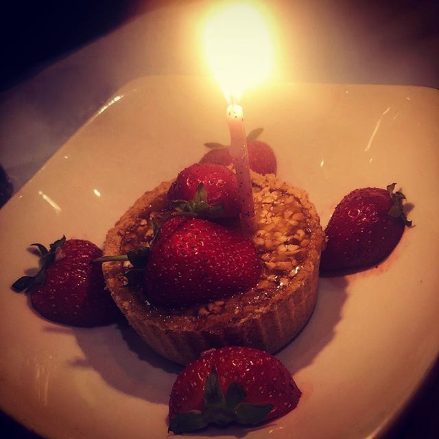 RhianJones's tweet photo. Birthday treat ❤️🕯 https://t.co/GpgvTZIHtS