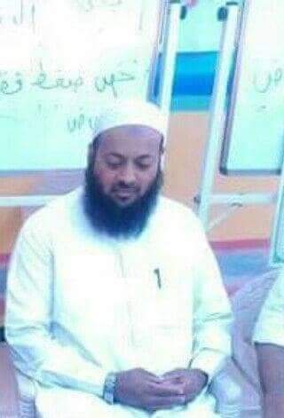 Marib_11's tweet photo. #عدن 
اغتيال الشيخ / محمد راغب بازرعة إمام مسجد عبدالله عزام في المعلا من قبل مسلحين على سيارة هيلوكس https://t.co/VH89vdc80U