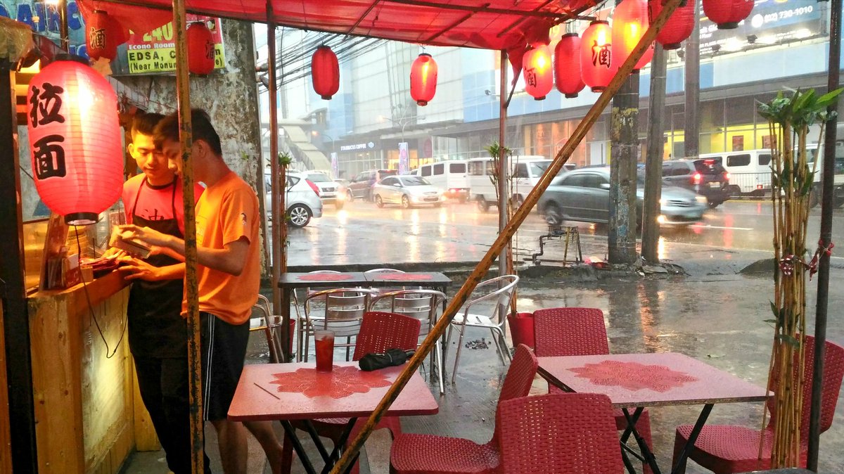 one_valenzuela's tweet photo. After a full Saturday, got stuck in heavy traffic due to, well, Mr. Rain. Might as well make it a ramen kind of day.
📷: Tantanmen & Omurice
-----
Okinawa Japanese Ramen House
5pm-1am, daily
Across SM Center Valenzuela
#eatsplore #ValenzuelaCity
Spot Shared by:@angelaxdioquino https://t.co/XuEGE3bQgY