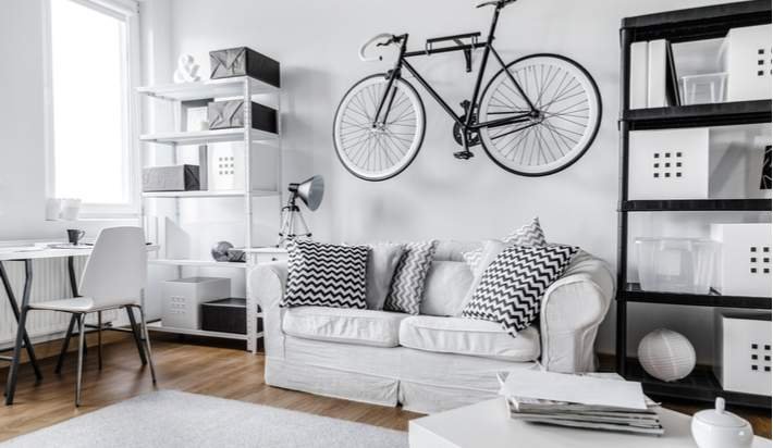 Small spaces can get filled up fast. 10 tips for a clutter-free apartment: otbd.it/FxLm4O59