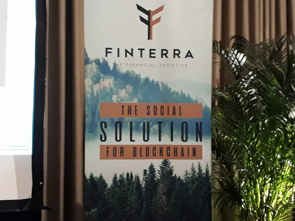 richie_lioness's tweet photo. What a wonderful night with the executives of FINTERRA!
#finterra #blockchain #blockchats #manilapeninsula #cocktails https://t.co/g41kKEpQOm