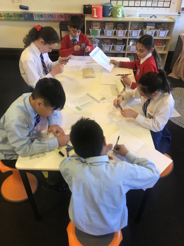 Mrs_Saraceni's tweet photo. Twinkle, Twinkle Investigation #iMaths Year 5’s have been busy revising concepts from last term to draw a 6-pointed star using precise measurements and angles, then using strategies to calculate how many grains of glitter cover the entire star @FireflyEdu #LearningWithMrsSaraceni https://t.co/cybllJioyu